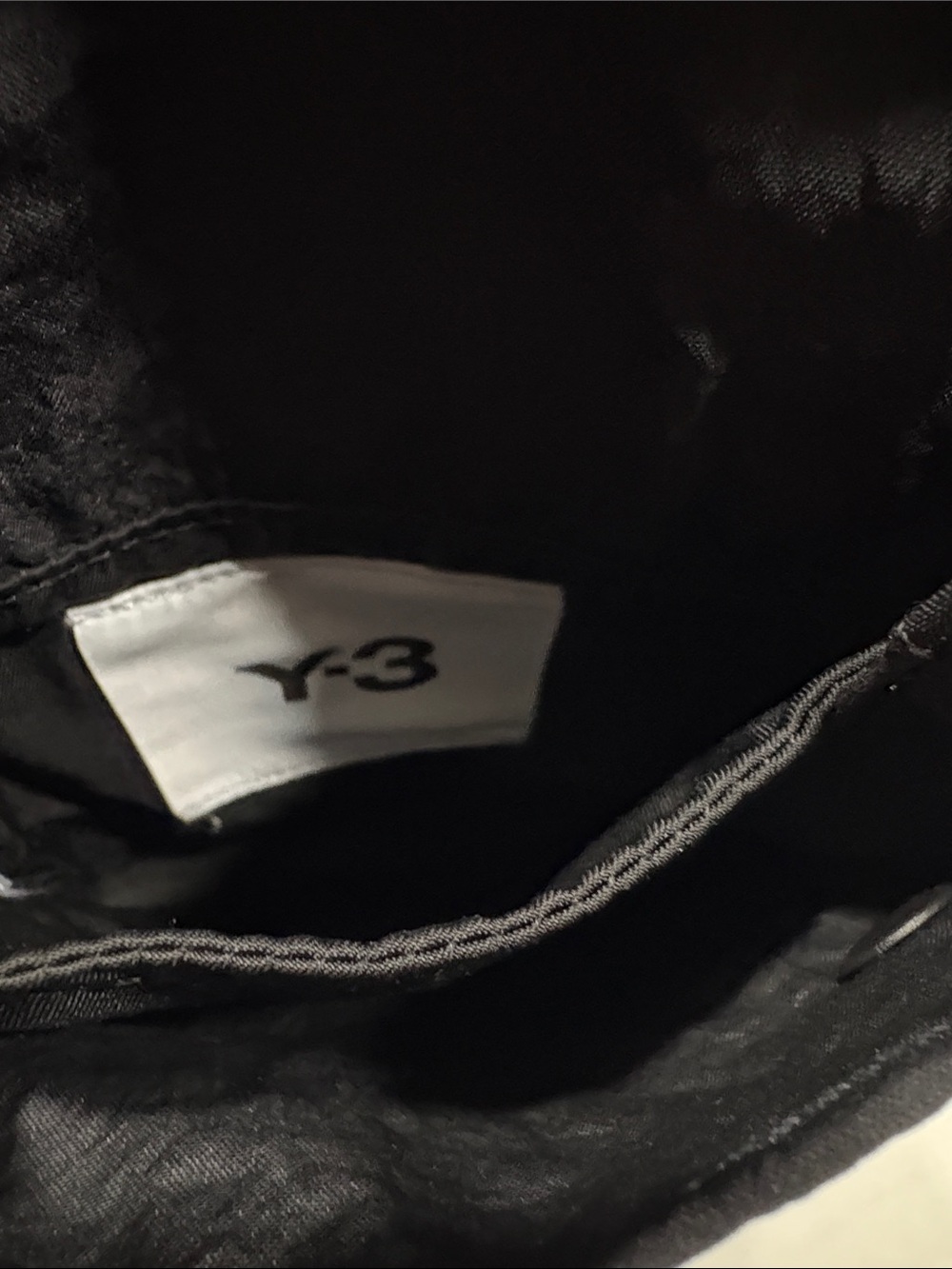 Y-3 Yohji Yamamoto Adidas Black Crinkle Nylon  Crossbody Pouch, Unizex techware - Picture 9 of 11